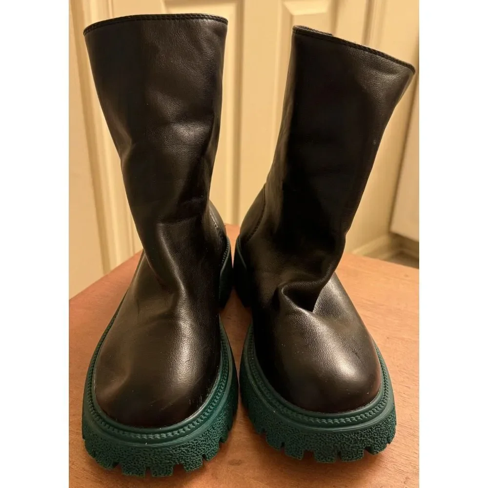SHEIN 2 Tone Zipper Black Boots With Green Bottoms Woman's‎ Size 7